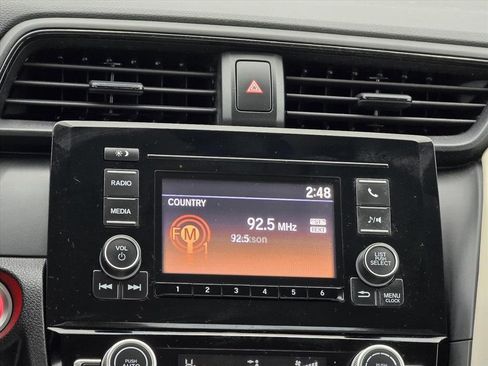 Used 2019 Honda Insight LX image 4