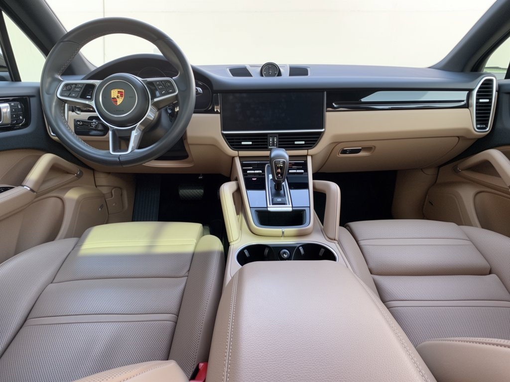 Used 2023 Porsche Cayenne AWD/4WD image 17