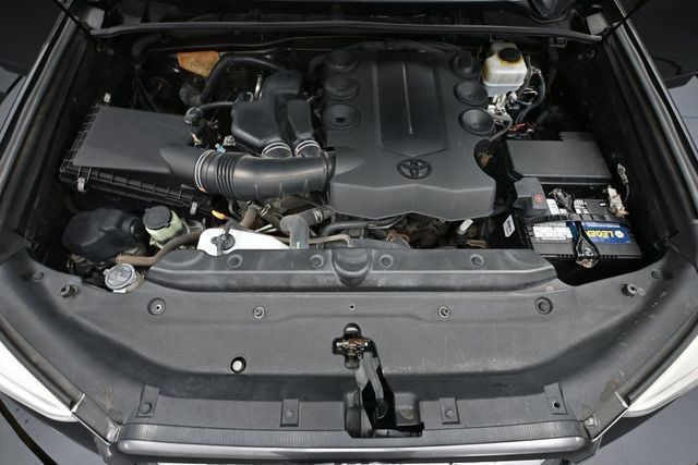 Used 2013 Toyota 4Runner SR5 w/ Convenience Pkg AWD/4WD image 41