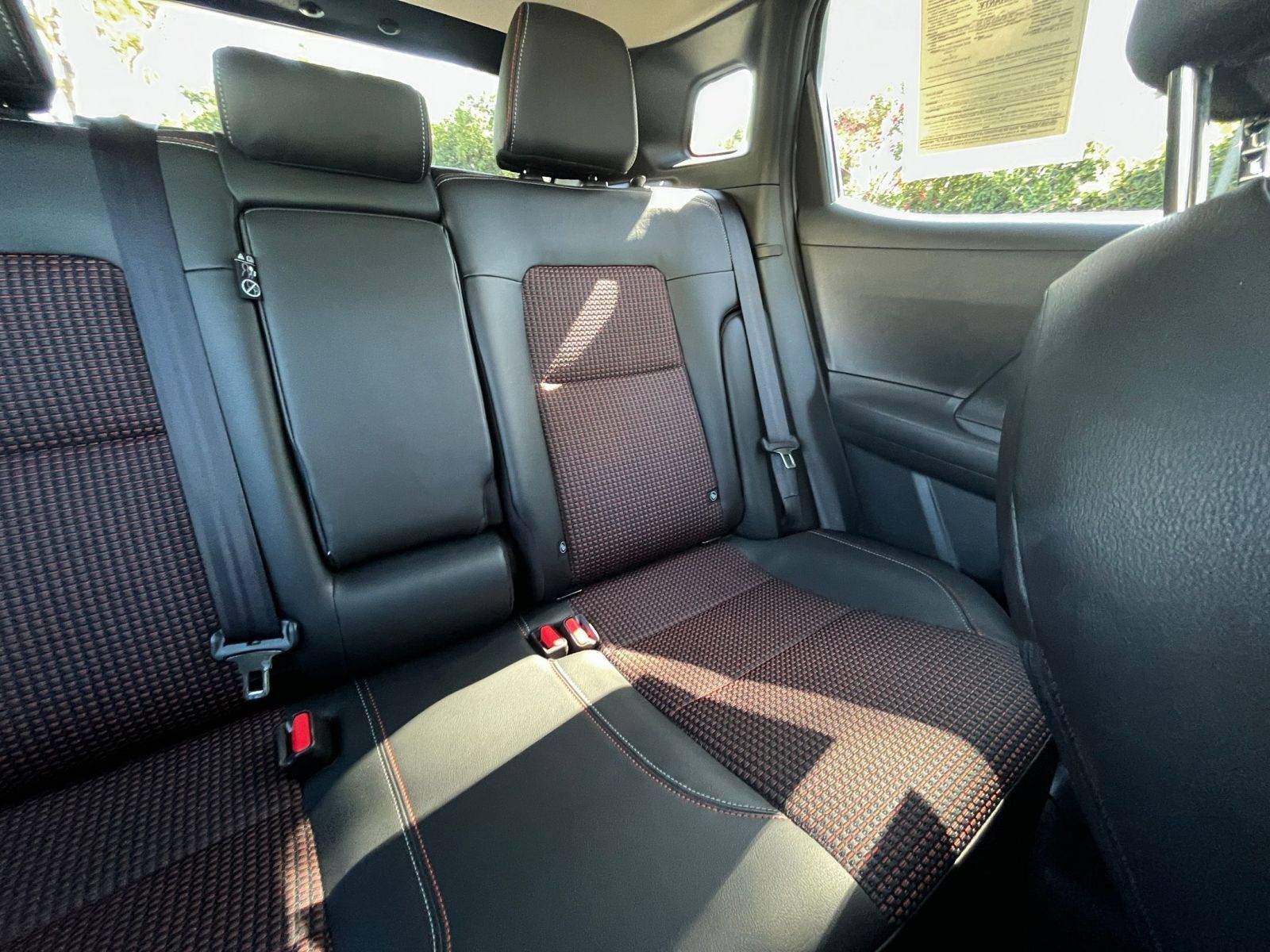 Used 2026 Nissan Kicks SR AWD/4WD image 35