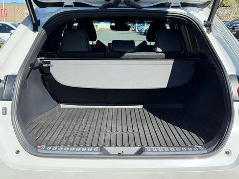 Certified 2023 Toyota Venza Nightshade image 11