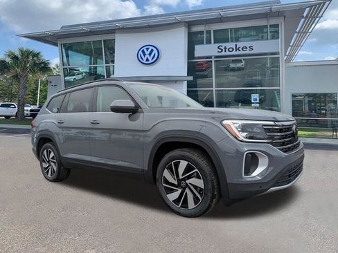 New 2026 Volkswagen Atlas SE FWD image 2