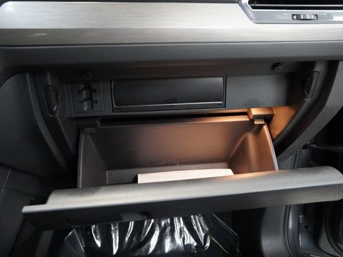 Used 2021 Volkswagen Tiguan SE R-Line image 37