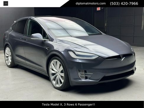 Used 2017 Tesla Model X 100D image 8
