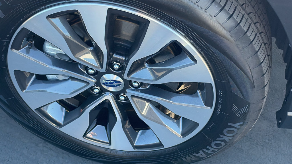 Certified 2025 Subaru Outback Touring XT AWD/4WD image 10