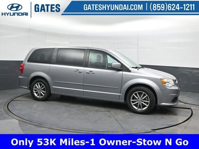 Used 2016 Dodge Grand Caravan SE