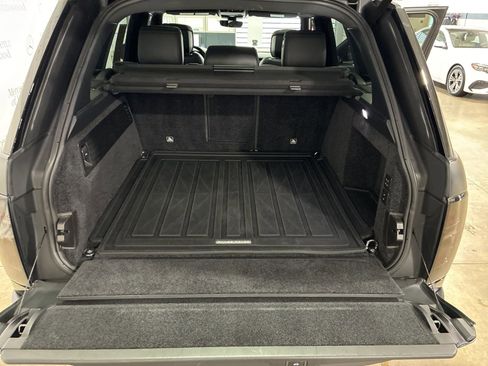 Used 2021 Land Rover Range Rover Westminster Edition image 7