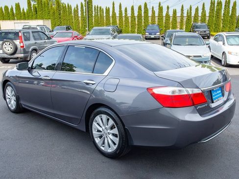 Used 2015 Honda Accord EX image 10
