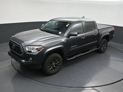 Used 2023 Toyota Tacoma SR5 RWD image 16