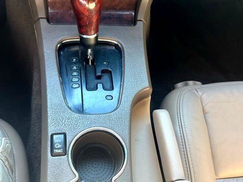 Used 2002 Lincoln LS image 29