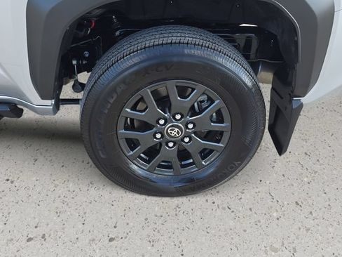 Used 2025 Toyota 4Runner SR5 RWD image 34