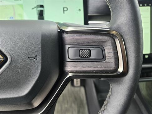 Used 2024 Rivian R1T Adventure image 25