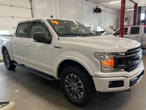 Used 2019 Ford F150 XLT w/ Equipment Group 302A Luxury AWD/4WD image 5