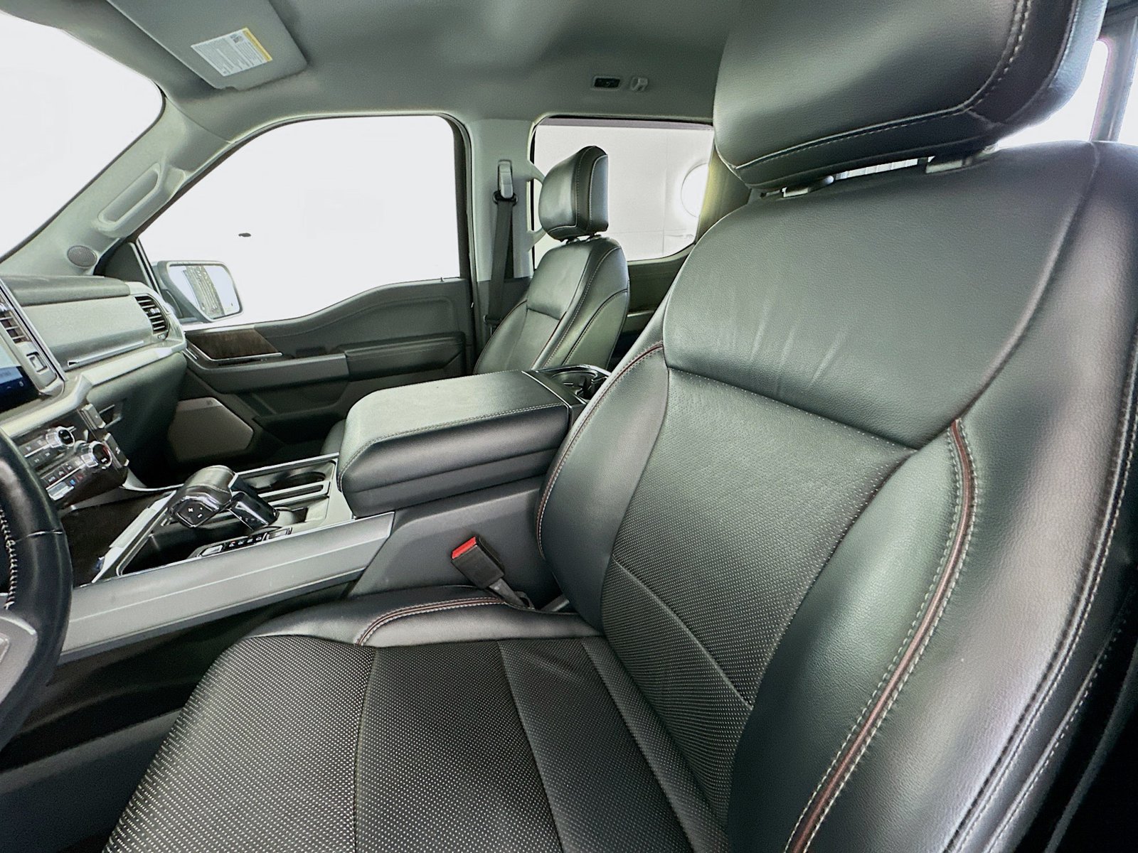 Used 2021 Ford F150 Lariat AWD/4WD image 22