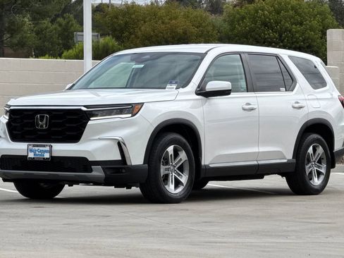 Certified 2023 Honda Pilot EX-L image 11