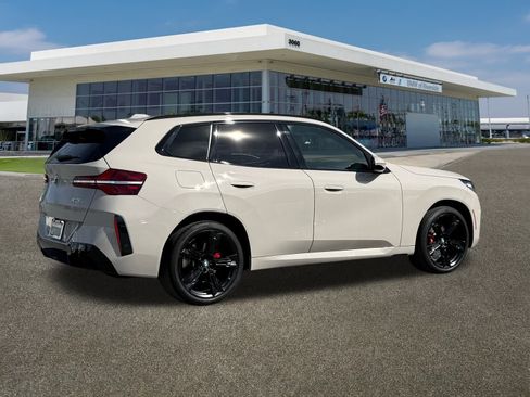 Used 2025 BMW X3 xDrive30i image 12