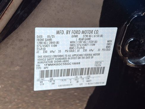 Certified 2025 Ford Explorer ST AWD/4WD image 45