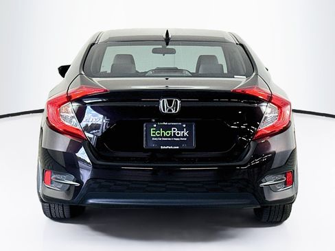 Used 2018 Honda Civic EX image 7