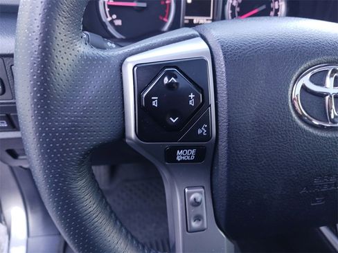 Used 2022 Toyota 4Runner Limited image 33