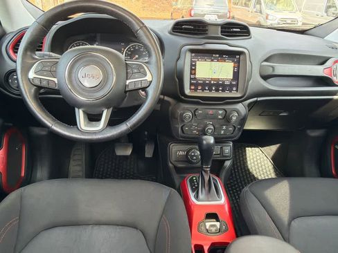 Used 2021 Jeep Renegade Trailhawk w/ Sun & Sound Group image 19