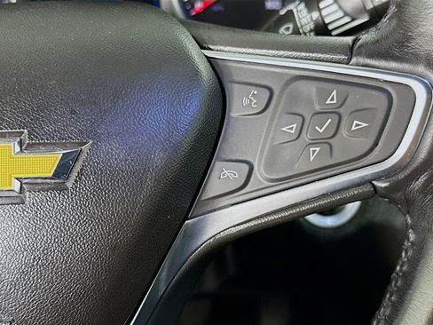 Used 2019 Chevrolet Equinox LT image 14