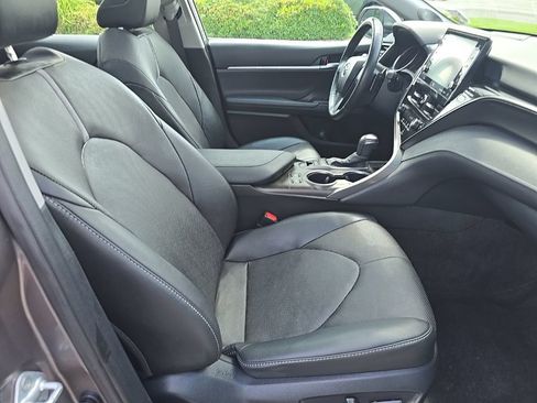 Used 2024 Toyota Camry XSE w/ Navigation Package FWD image 36