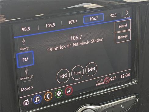 Used 2020 Chevrolet Traverse LS FWD image 13