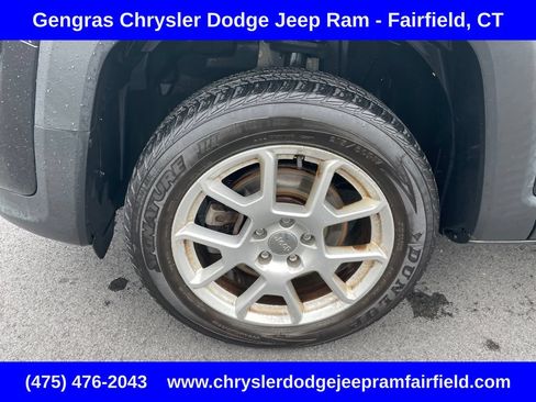 Certified 2021 Jeep Renegade Latitude AWD/4WD image 12