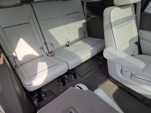 New 2026 GMC Yukon Denali w/ Denali Reserve Package AWD/4WD image 28