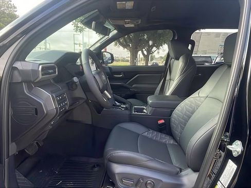 New 2025 Toyota Tacoma TRD Off-Road image 21