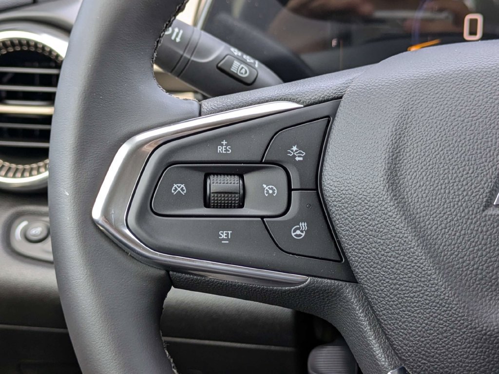 New 2026 Chevrolet Trax ACTIV w/ Driver Confidence Package FWD image 28