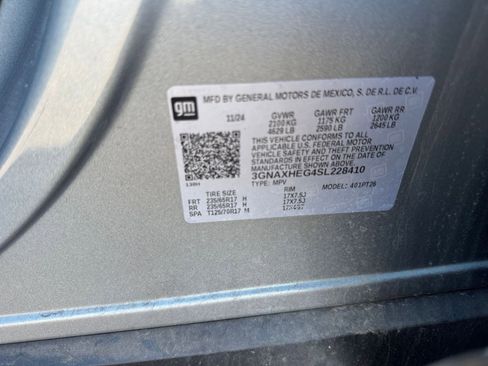 Used 2025 Chevrolet Equinox LT image 28