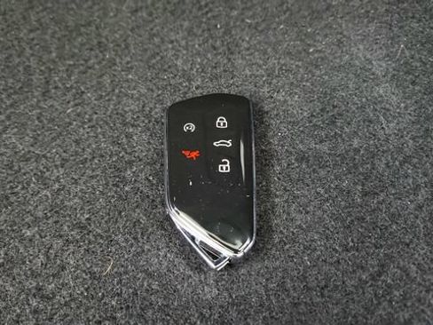 Used 2025 Volkswagen Tiguan SE R-Line FWD image 82