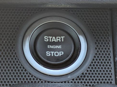 Used 2022 Land Rover Range Rover Sport SE image 38