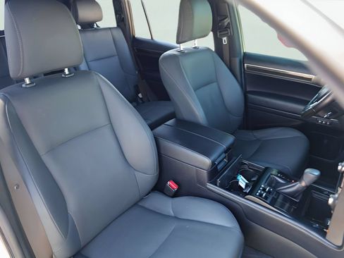 Used 2020 Lexus GX 460 Premium AWD/4WD image 35