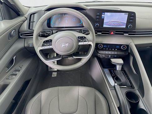 New 2026 Hyundai Elantra Sport FWD image 34