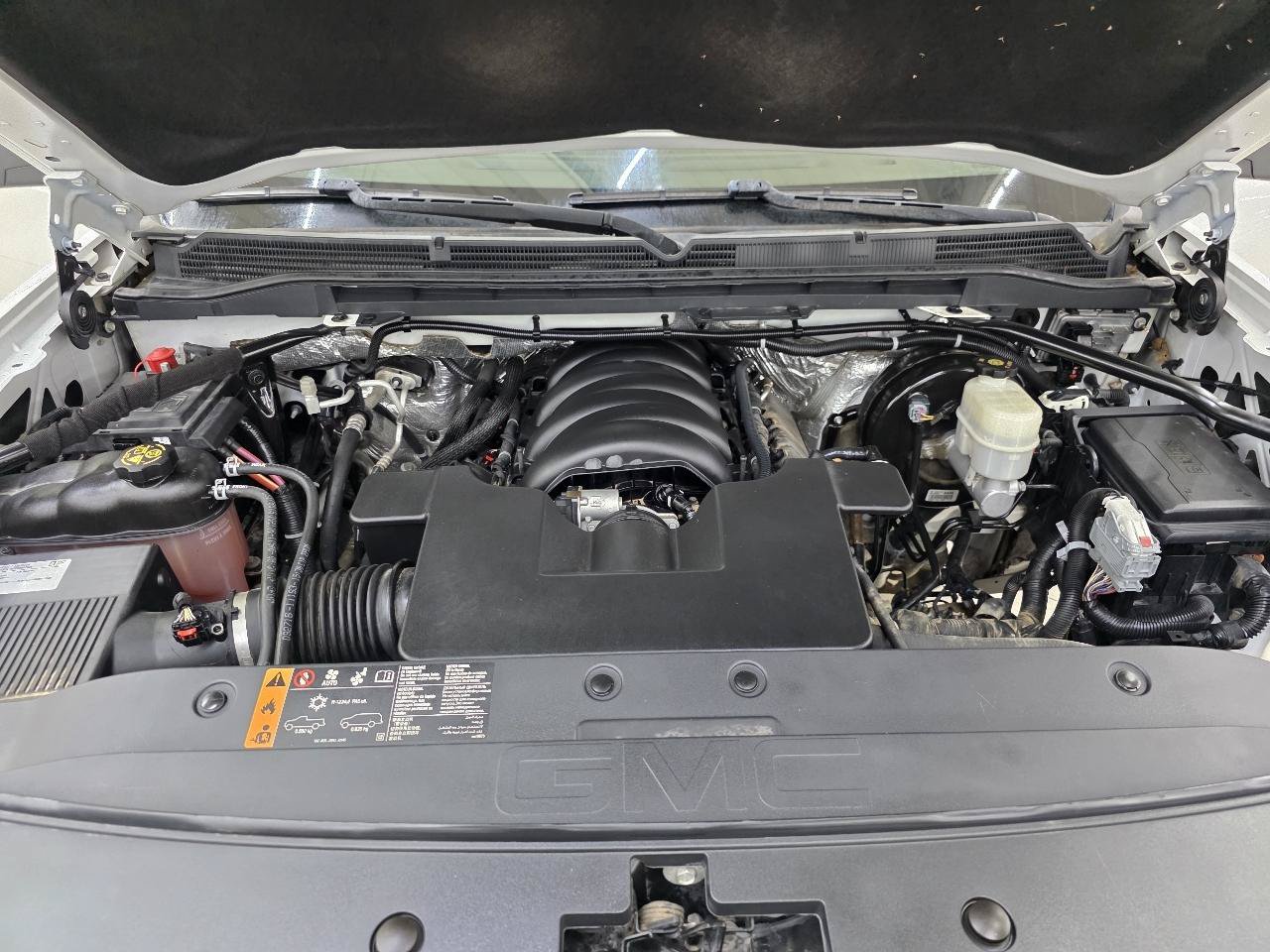 Used 2017 GMC Sierra 1500 Denali AWD/4WD image 39