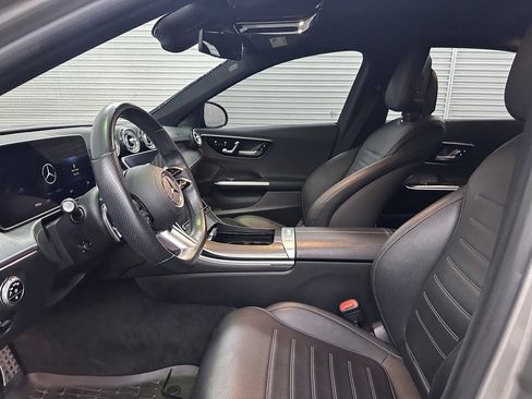 Used 2022 Mercedes-Benz C 300 C 300 image 2