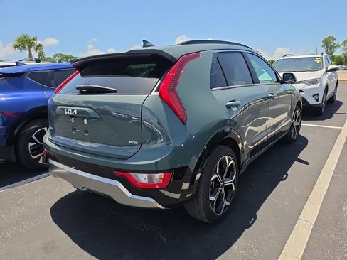 Certified 2025 Kia Niro EX Touring FWD image 14