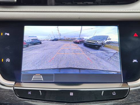 Used 2020 Cadillac XT6 Premium Luxury image 13