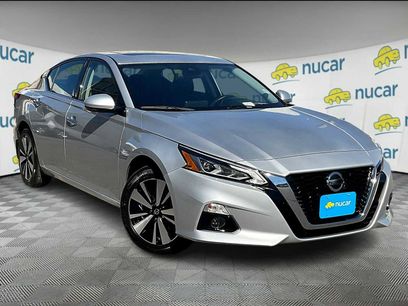 Used 2022 Nissan Altima 2.5 SL