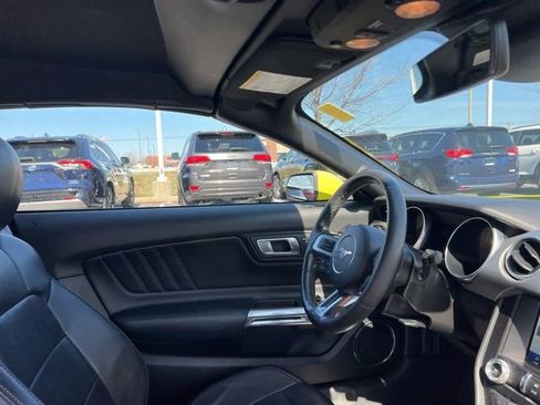 Used 2021 Ford Mustang Premium image 38