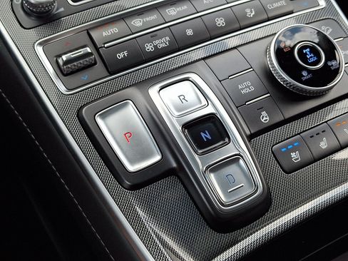 Certified 2023 Hyundai Santa Fe Limited AWD/4WD image 16