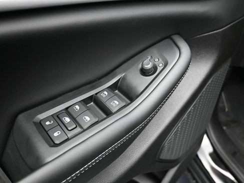 New 2026 Jeep Grand Cherokee Altitude AWD/4WD image 14