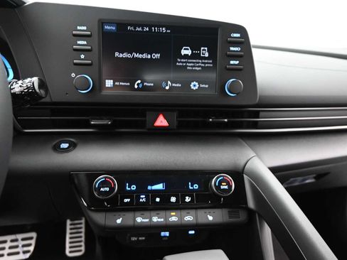 New 2026 Hyundai Elantra SEL Sport FWD image 21