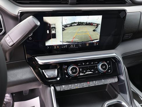 New 2025 GMC Sierra 2500 Denali w/ Denali Reserve Package image 23