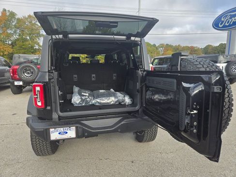 New 2025 Ford Bronco Badlands w/ Sasquatch Package AWD/4WD image 5