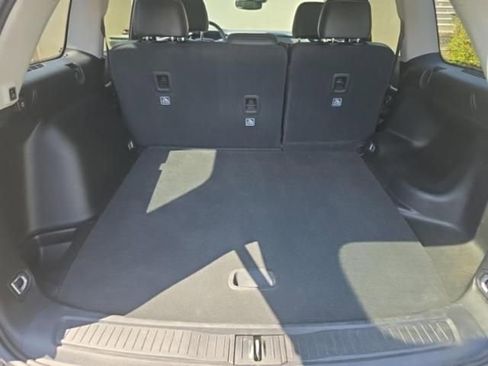 Used 2023 Jeep Grand Cherokee Limited AWD/4WD image 14