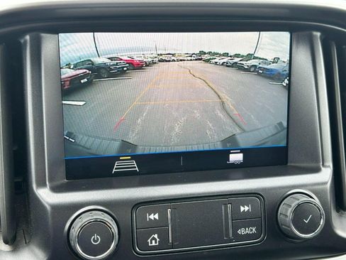 Used 2022 Chevrolet Colorado LT w/ LT Convenience Package RWD image 22
