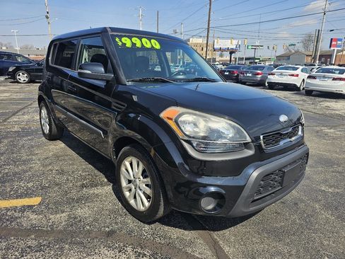 Used 2013 Kia Soul + image 3